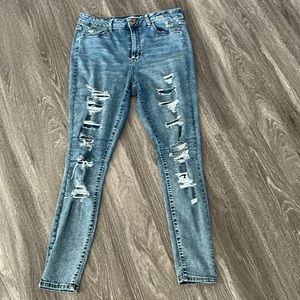 High Stretch Jeans With Rips
